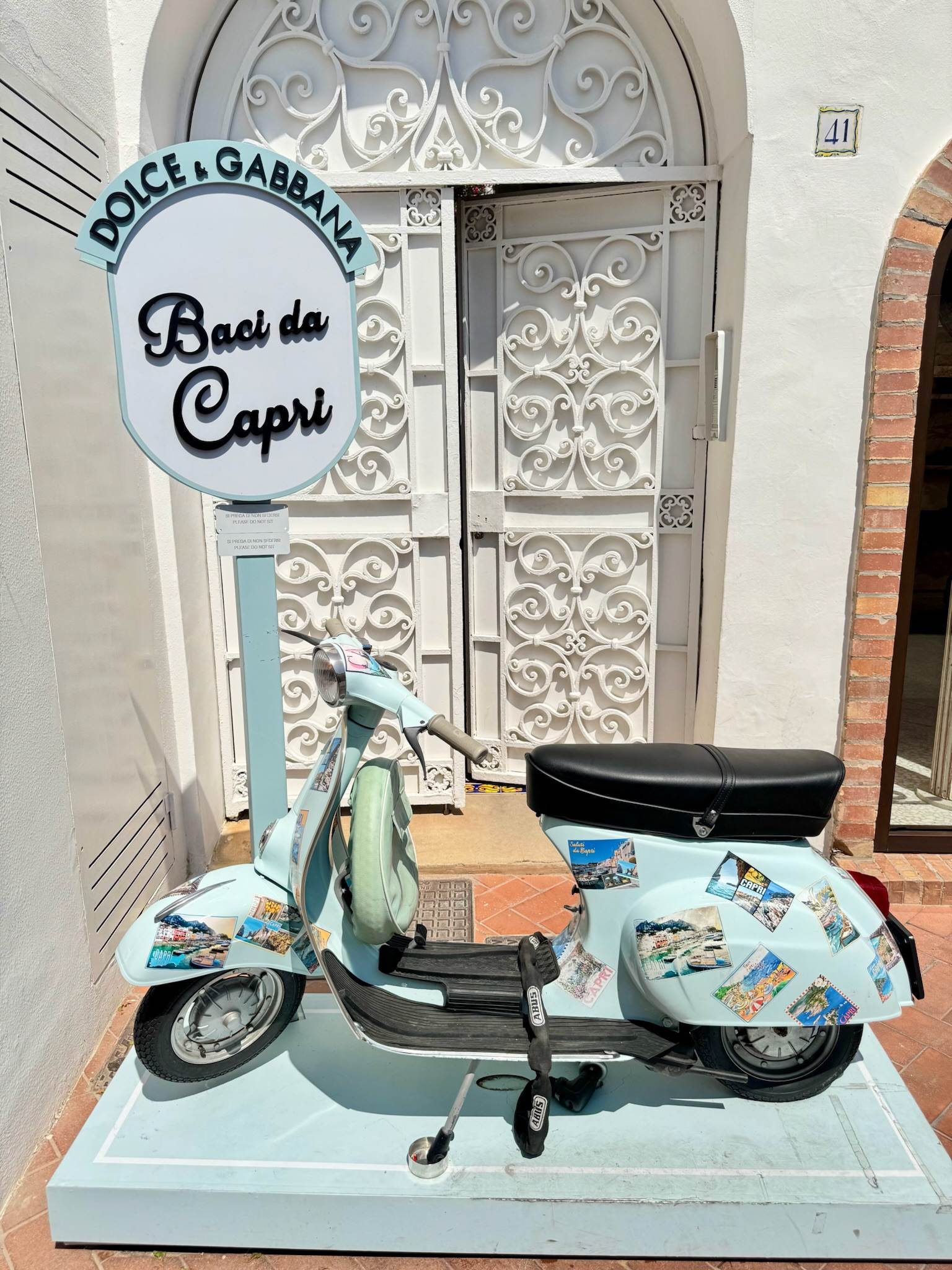 Vespa on Capri